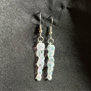 Cute Icicle inspired dangly earrings